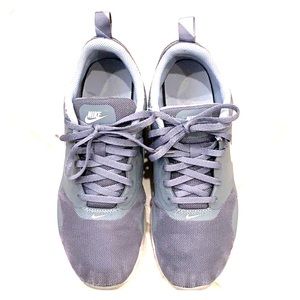 Boys Nike Air Max Tavas